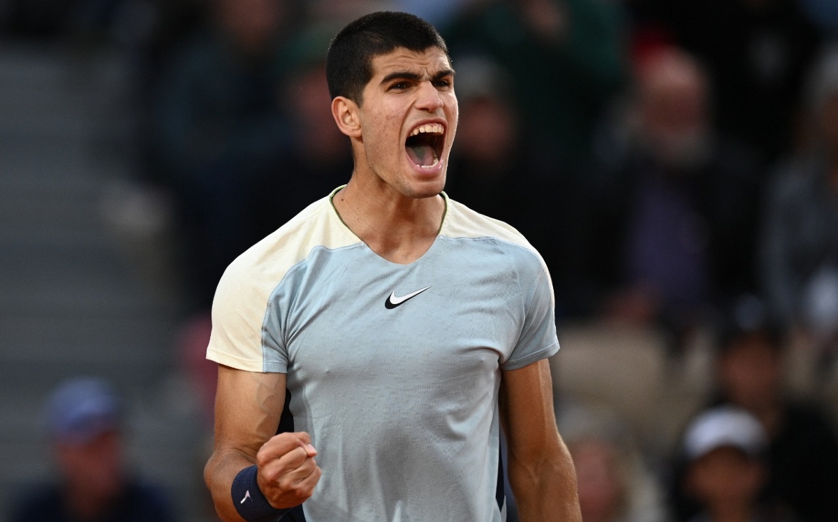 Carlos Alcaraz avanza a tercera ronda de Roland Garros (AFP)