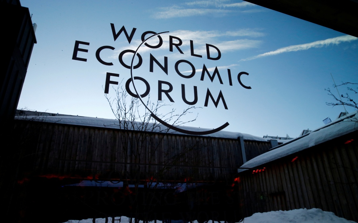 Logotipo de la 50ª reunión anual del Foro Económico Mundial, en Davos, Suiza. Enero de 2020. Foto: (Reuters)