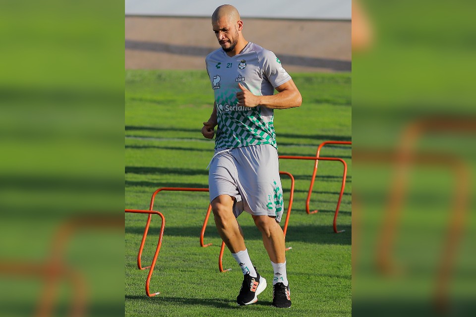 Matheus Dória aseguró que sólo se ocupa de lo propio. (Manuel Guadarrama)