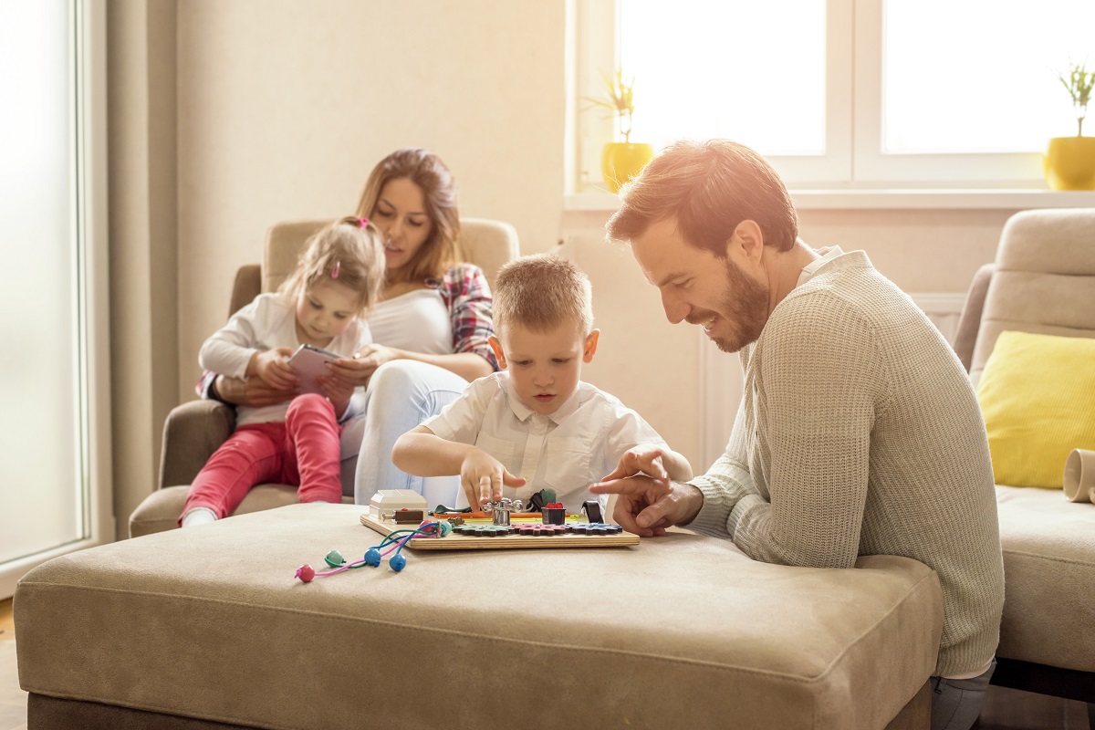 Mientras más juegas con ellos, mejor salud mental tendrán en el futuro. (freepik.es)