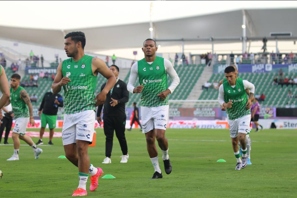 Santos Laguna trabaja en posibles refuerzos rumbo al Apertura 2022. (@ClubSantos)