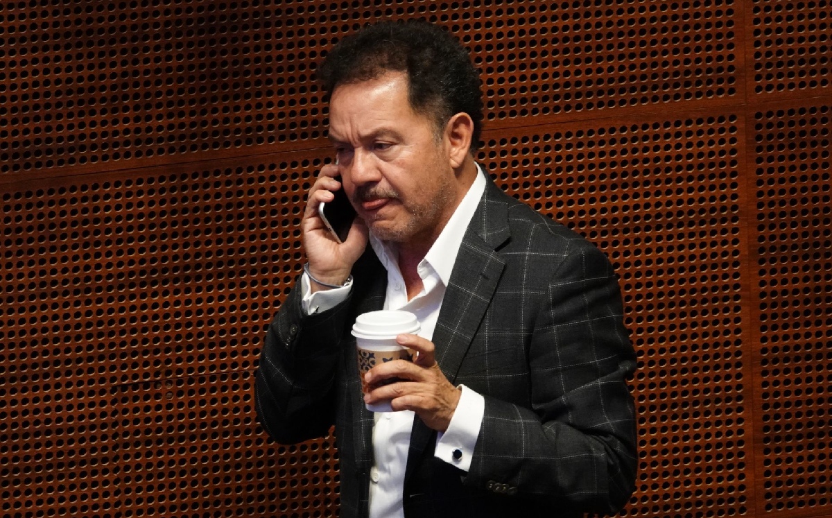 El diputado Ignacio Mier, coordinador de Morena, en una sesión de la Comisión Permanente. | Cuartoscuro
