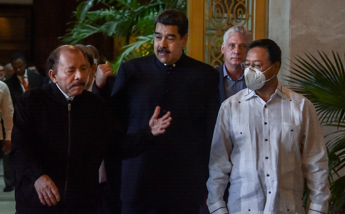 Los presidentes de Nicaragua, Venezuela, Bolivia y Cuba, antes de asistir a una cumbre. | Reuters