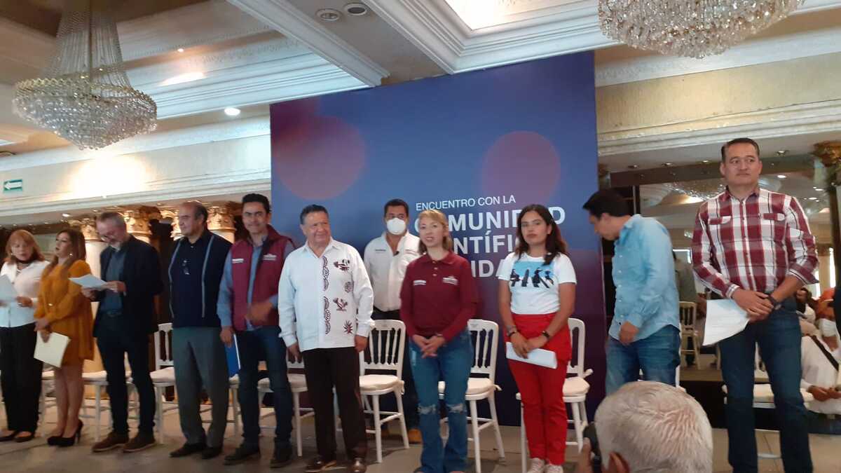 Julio Menchaca Salazar, candidato de Juntos Hacemos Historia.