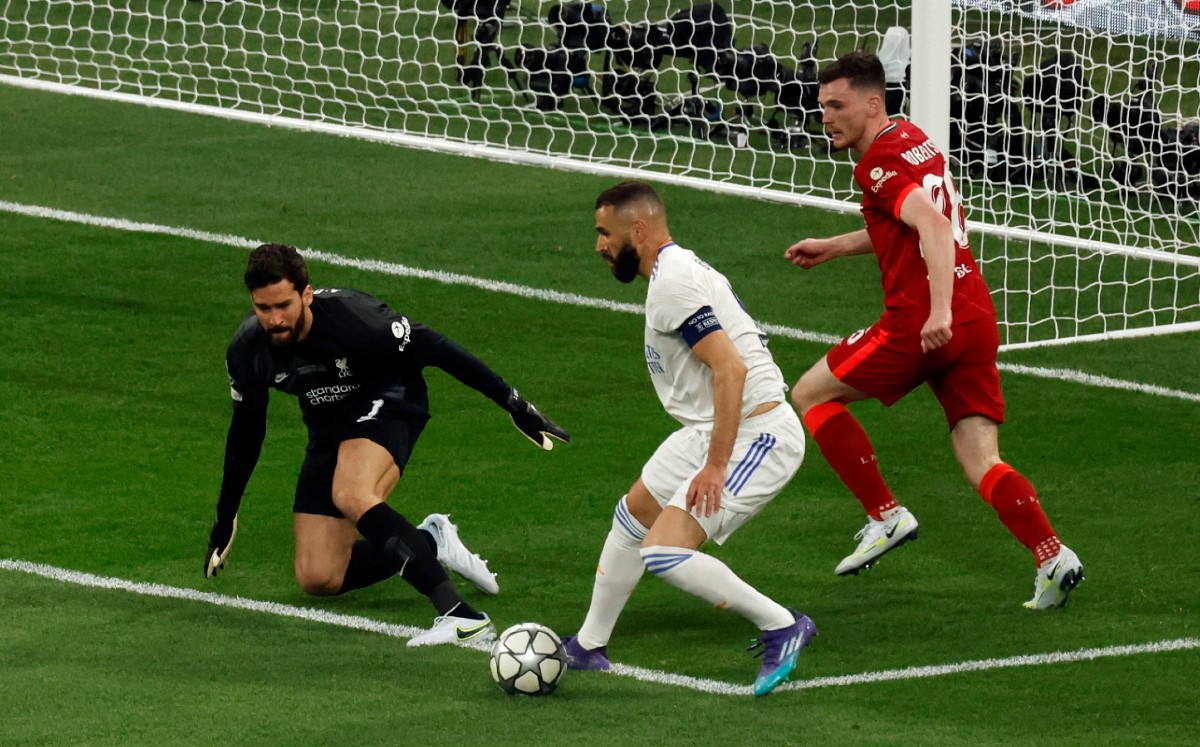 Así fue el polémico gol anulado a Karim Benzema en la final de Champions (Reuters)