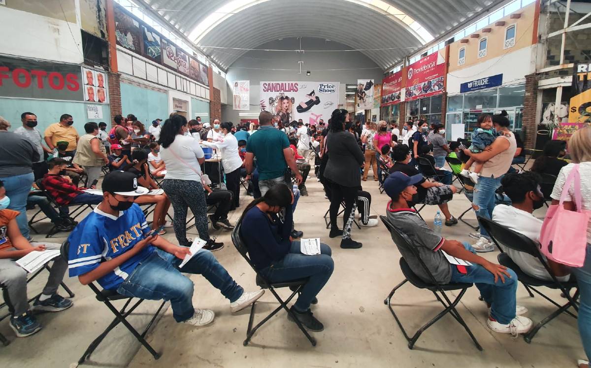 Vacunación para menores en León.-