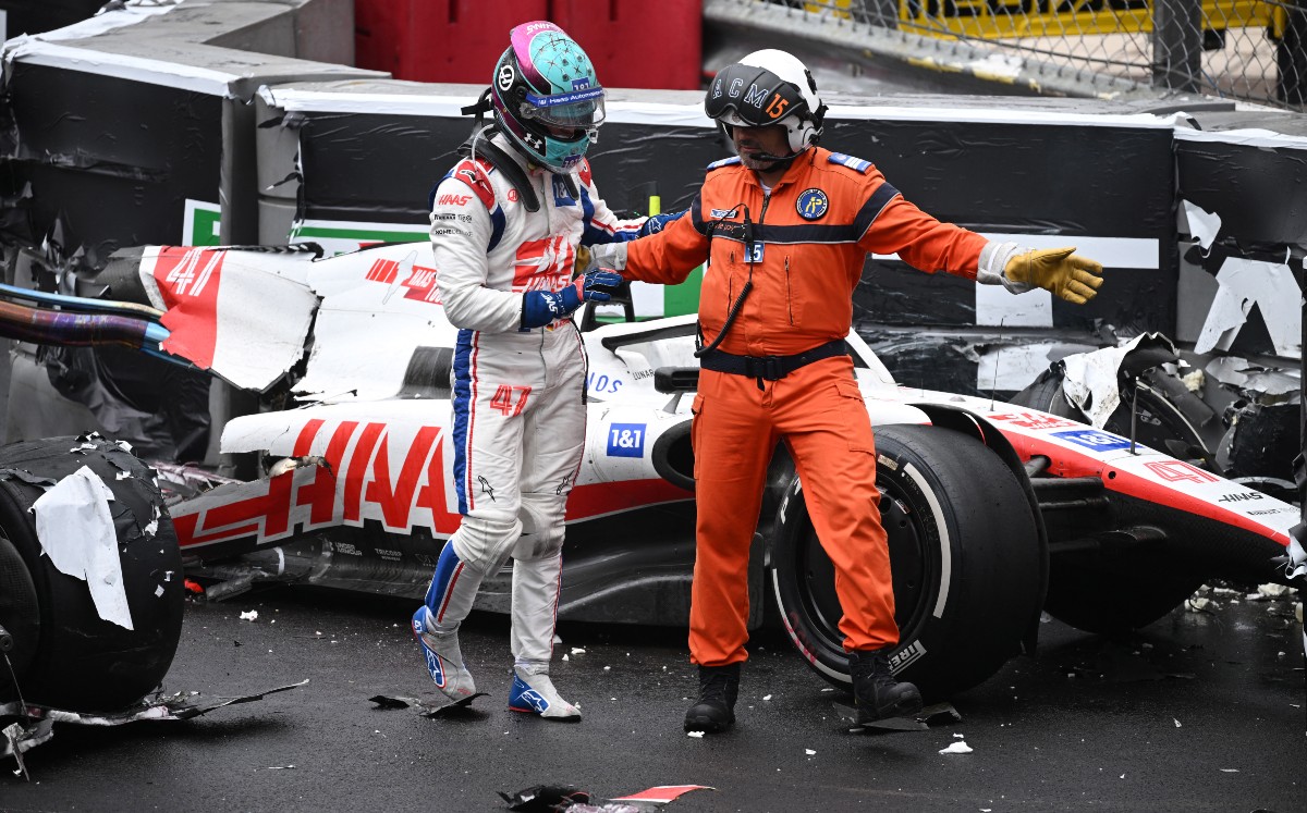 https://cdn.milenio.com/uploads/media/2022/05/29/auto-mick-schumacher-queda-destrozado.jpg