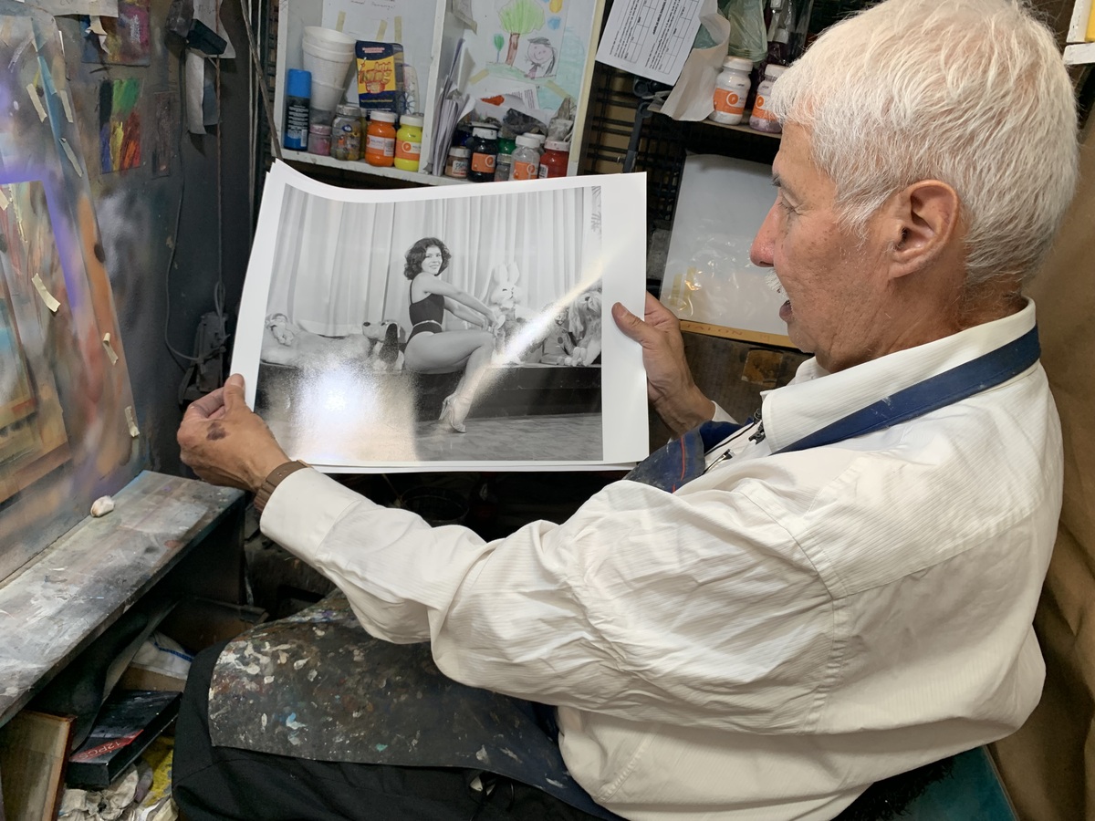 El fotógrafo, el retocador, Lyn May y otras vedettes