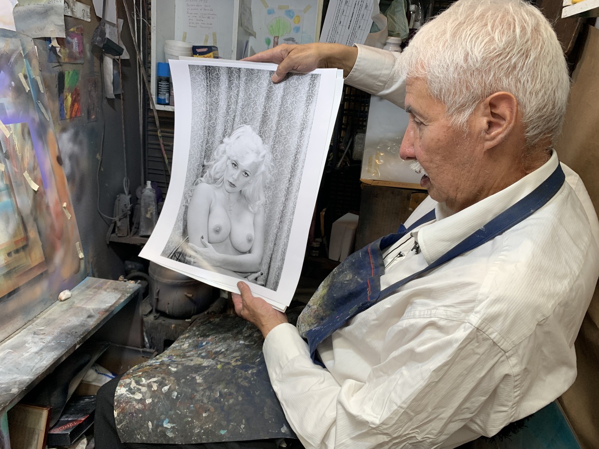 El fotógrafo, el retocador, Lyn May y otras vedettes