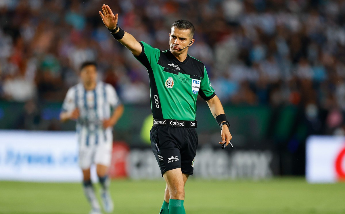 Fernando Hernández fue el árbitro de la final de la Liga MX (Imago7)