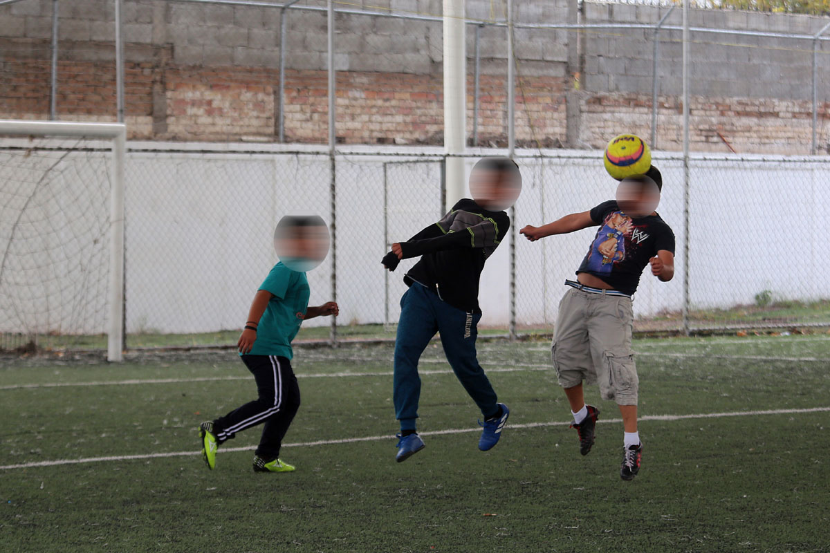 Es necesario fomentar el deporte en las colonias populares, por medio del rescate de las áreas comunes. | Archivo