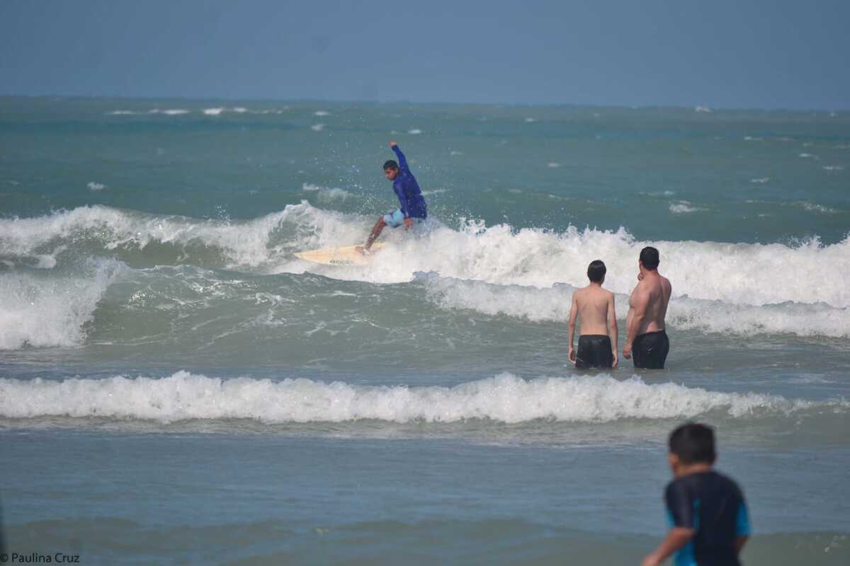 https://cdn.milenio.com/uploads/media/2022/05/30/promueven-surf-profesional-festival-playa.jpeg