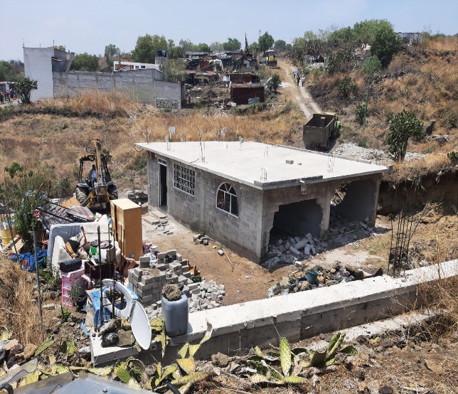 Las autoridades de la Ciudad de México fueron a recuperar los terrenos en San Juan Ixtayopan. | Especial