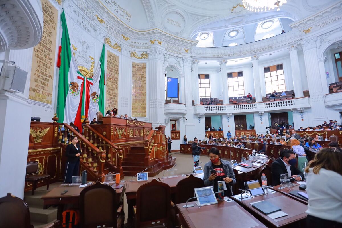El Congreso de la CdMx aprueba en lo general Ley de Publicidad Exterior (@Congreso_CdMex)