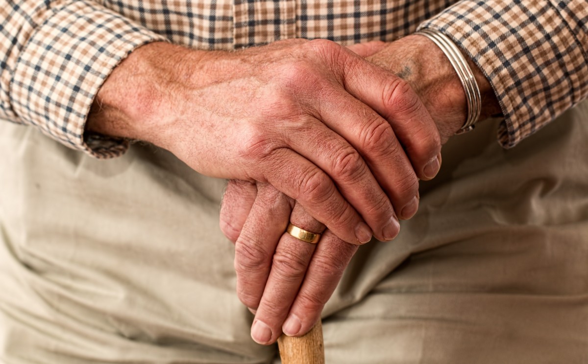 "Piden modificar actual sistema de pensiones"