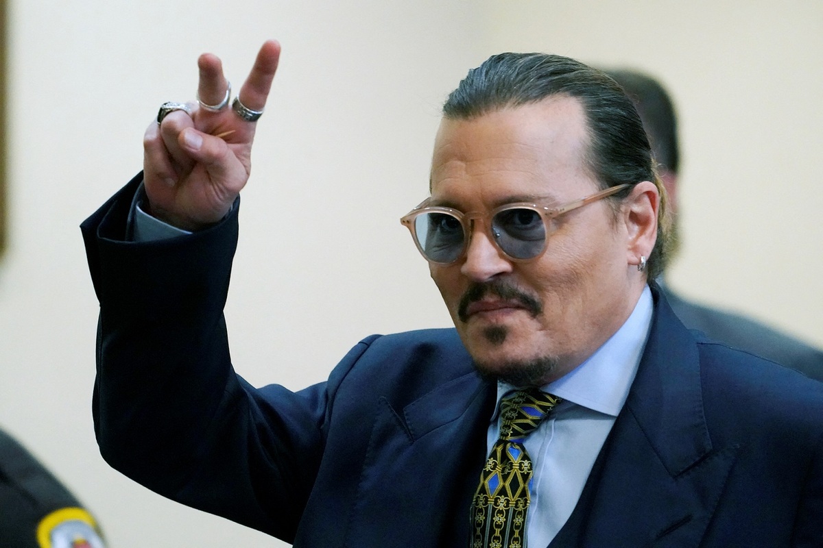 Johnny Depp agradeció al jurado por devolverle la vida tras ganar la demanda contra Amber Heard. | Reuters