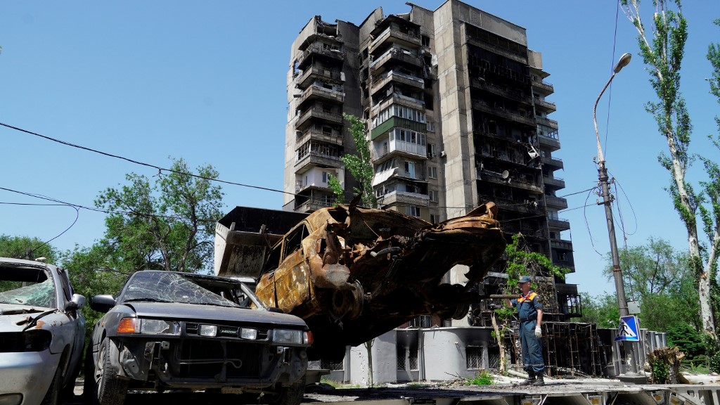 La guerra en Ucrania se ha extendido durante tres meses. (AP)