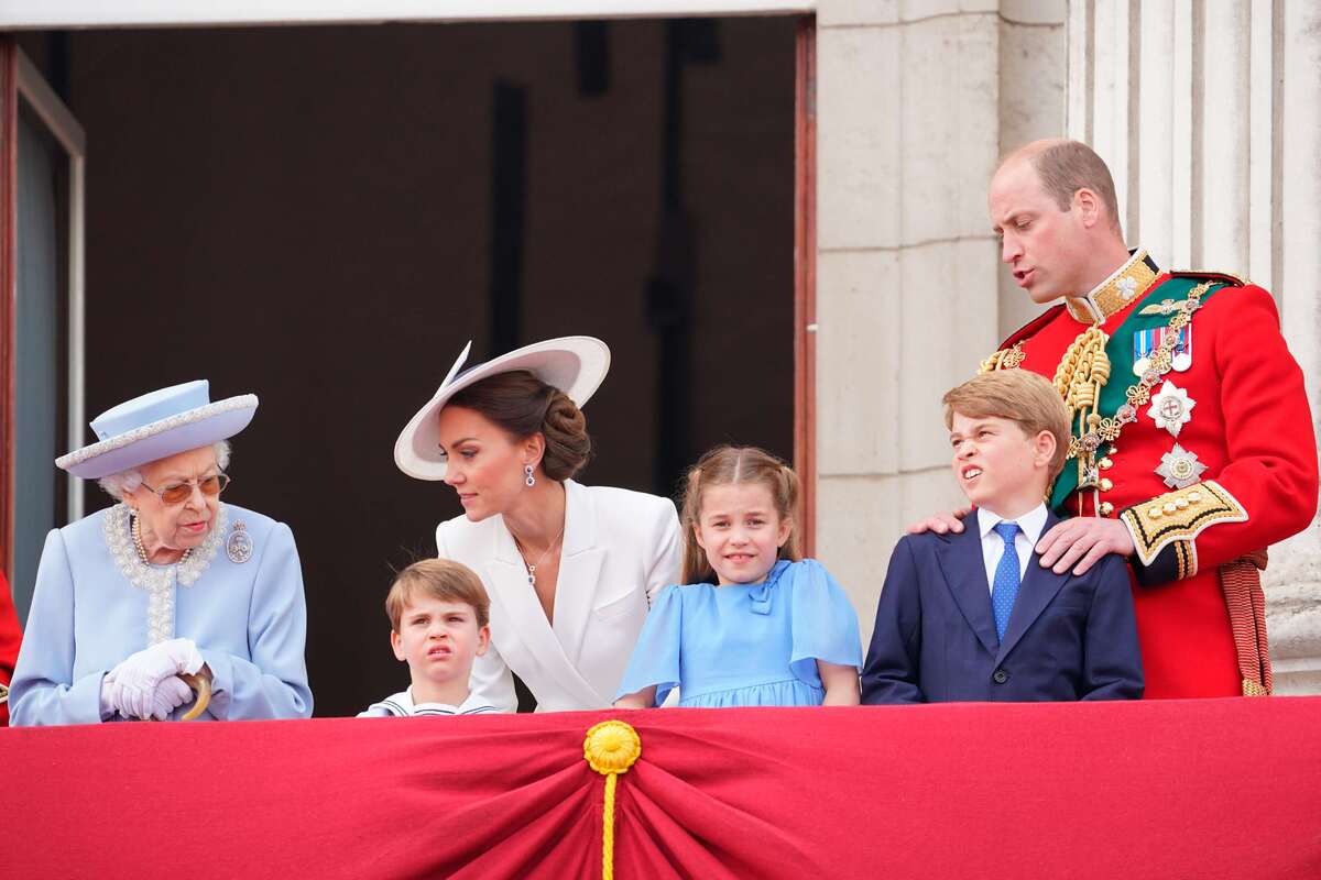 reina isabel familia