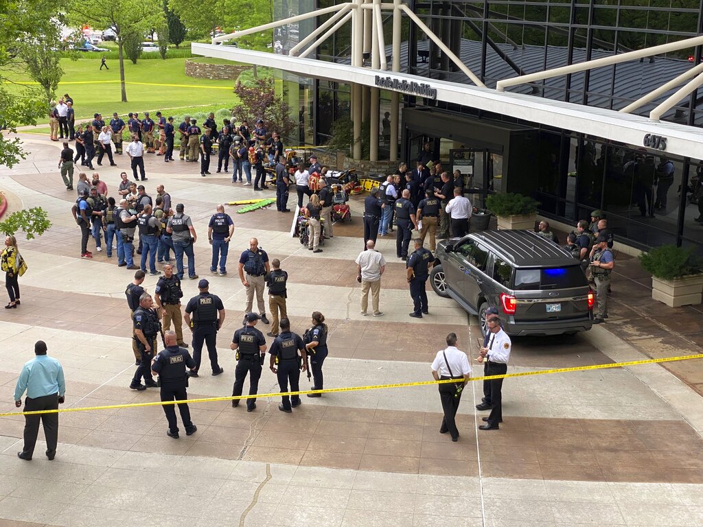 El tiroteo en la clínica de Tulsa dejó cuatro muertos en Oklahoma, Estados Unidos. | AP