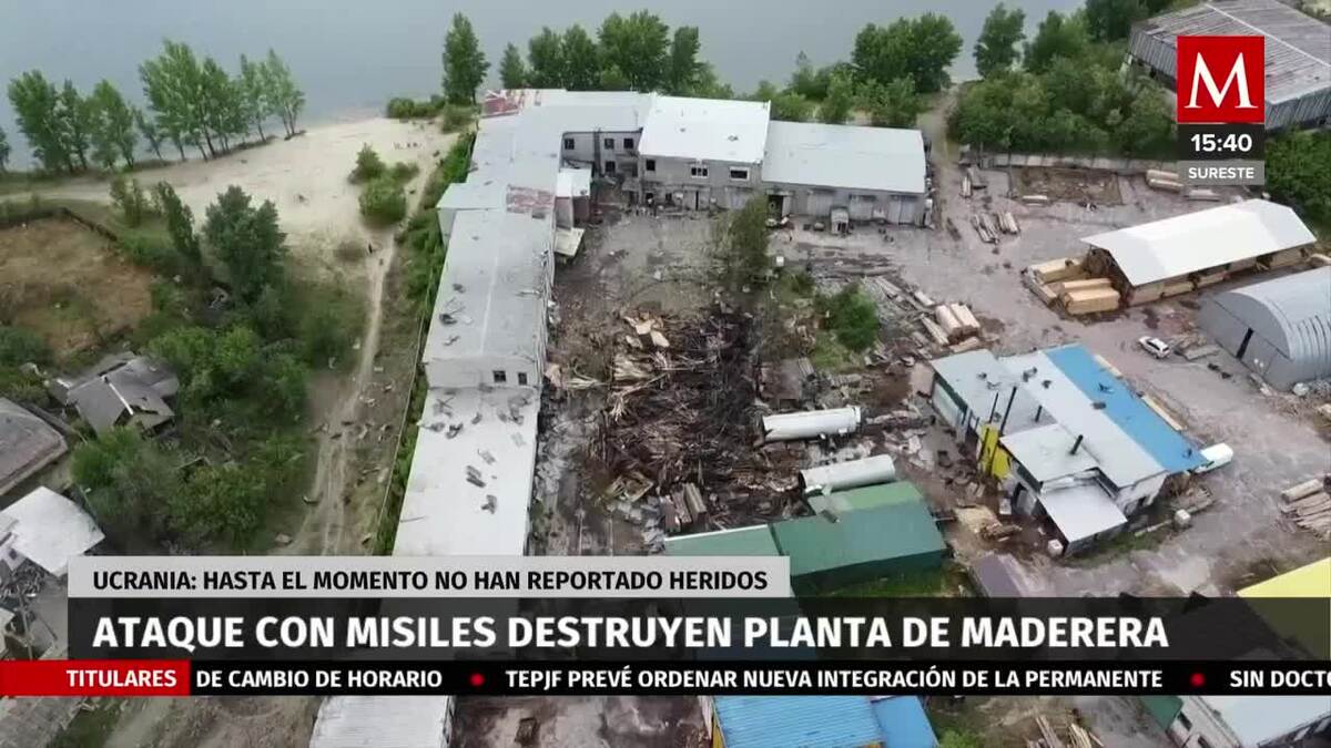 Ataque con misiles destruye planta de madera en Ucrania