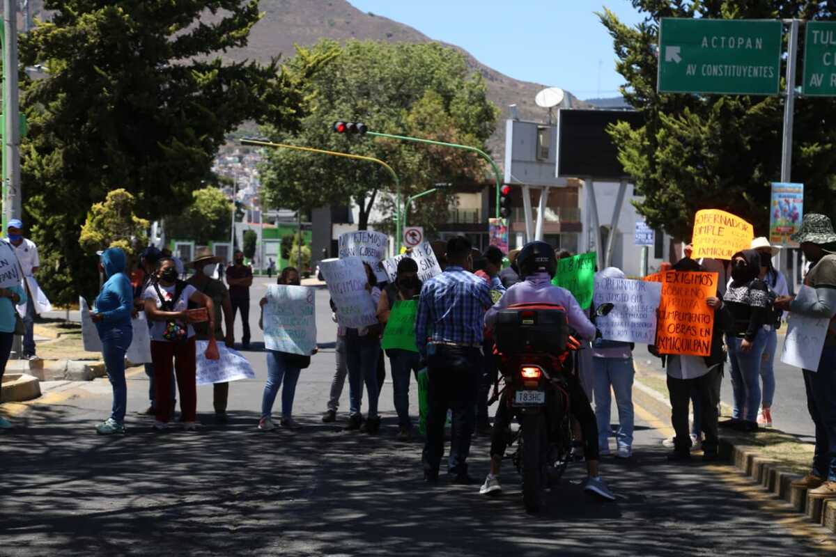 Cierres y bloqueos en Pachuca. (Jorge Sánchez)
