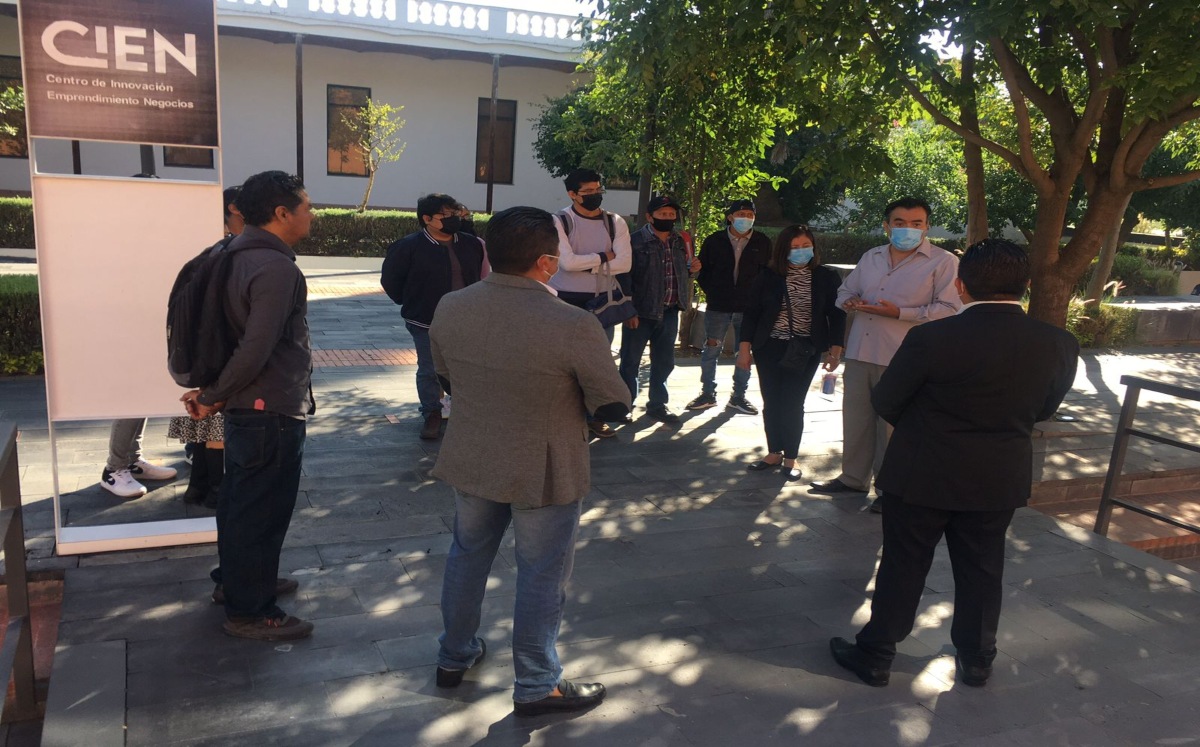 Emprendedores visitan al CIEN | Especial