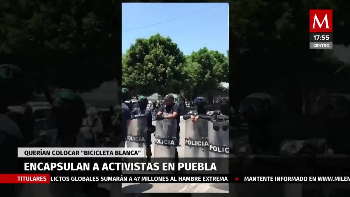 Granaderos encapsularon a ciclistas que se manifestaban en  Puebla