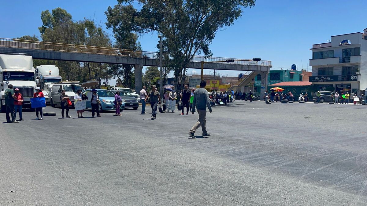 La manifestación inició alrededor del mediodía.