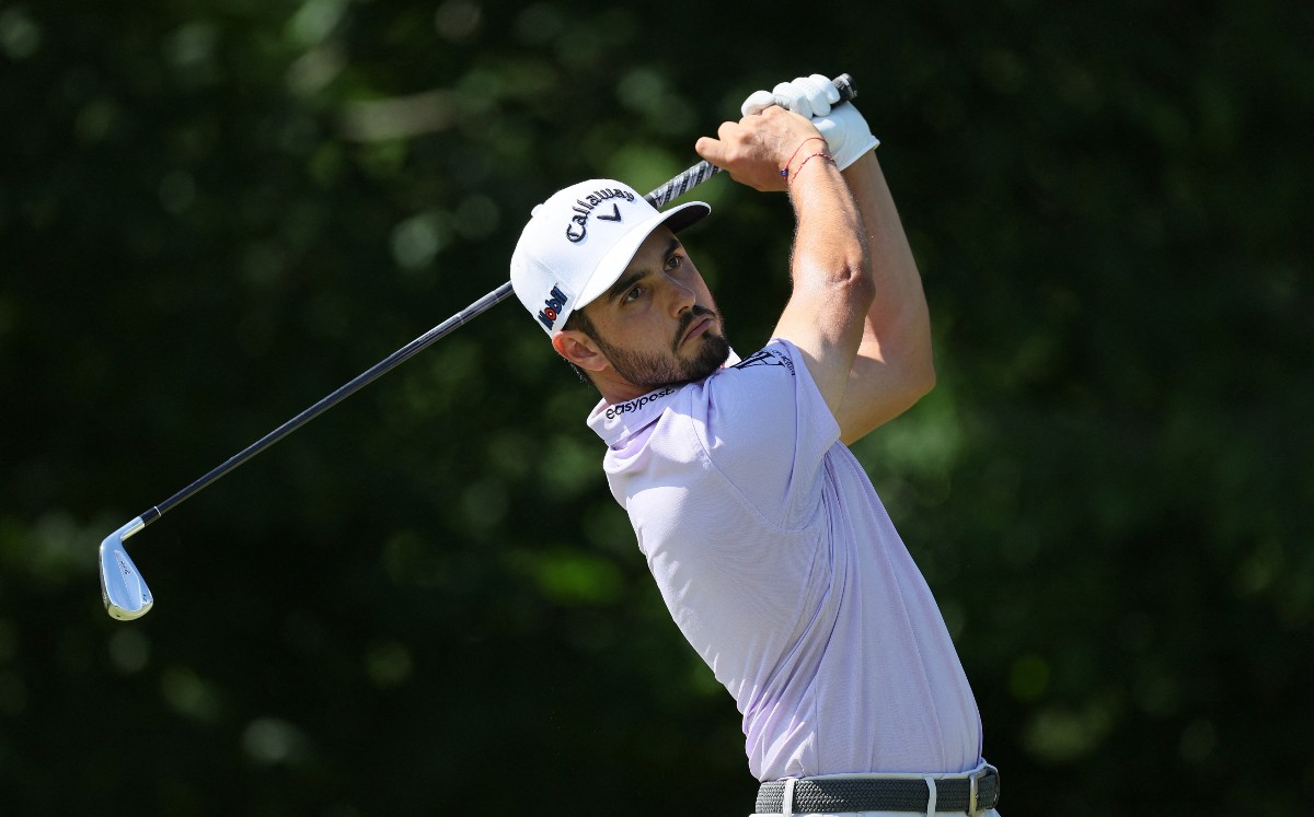 Abraham Ancer se mantiene en el top 15 en la penúltima ronda del Memorial Tournament (AFP)