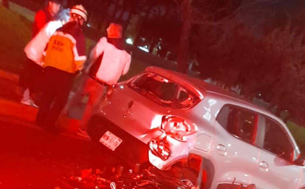 Autoridades acordonaron la zona.