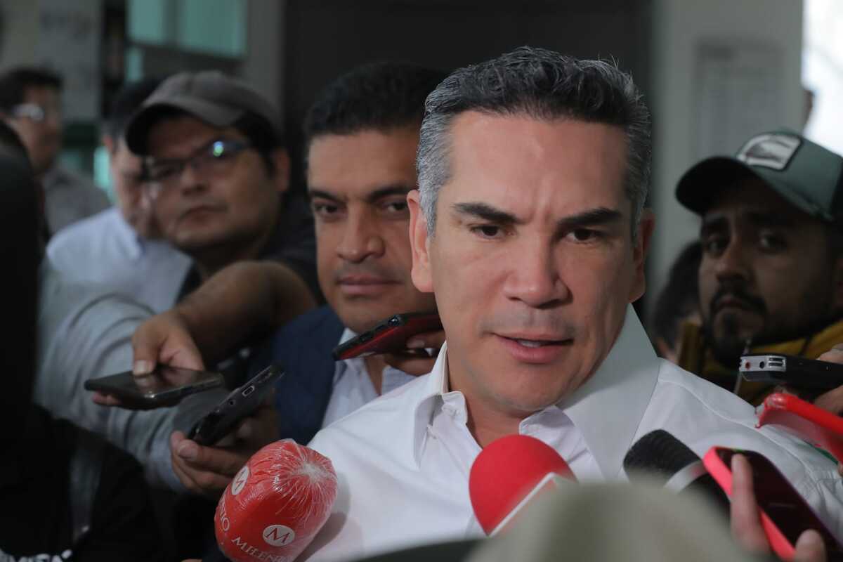 https://cdn.milenio.com/uploads/media/2022/06/05/alejandro-moreno-llama-oposicion-sacar.jpeg