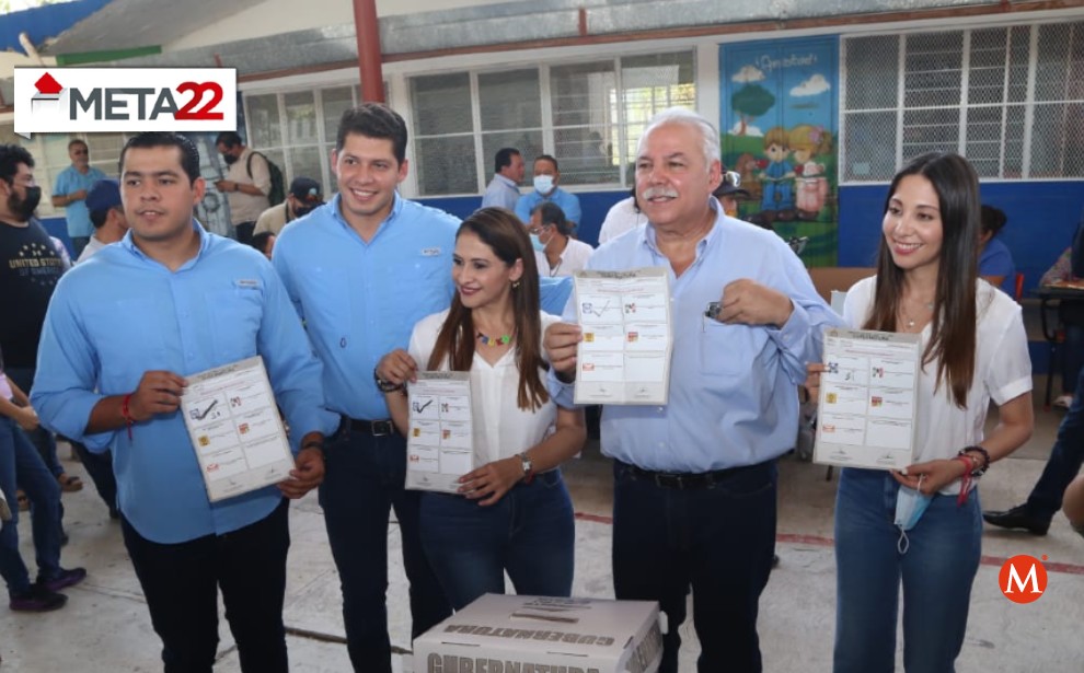 César "Truco" Verástegui acudió a votar | Foto Yazmín Sánchez