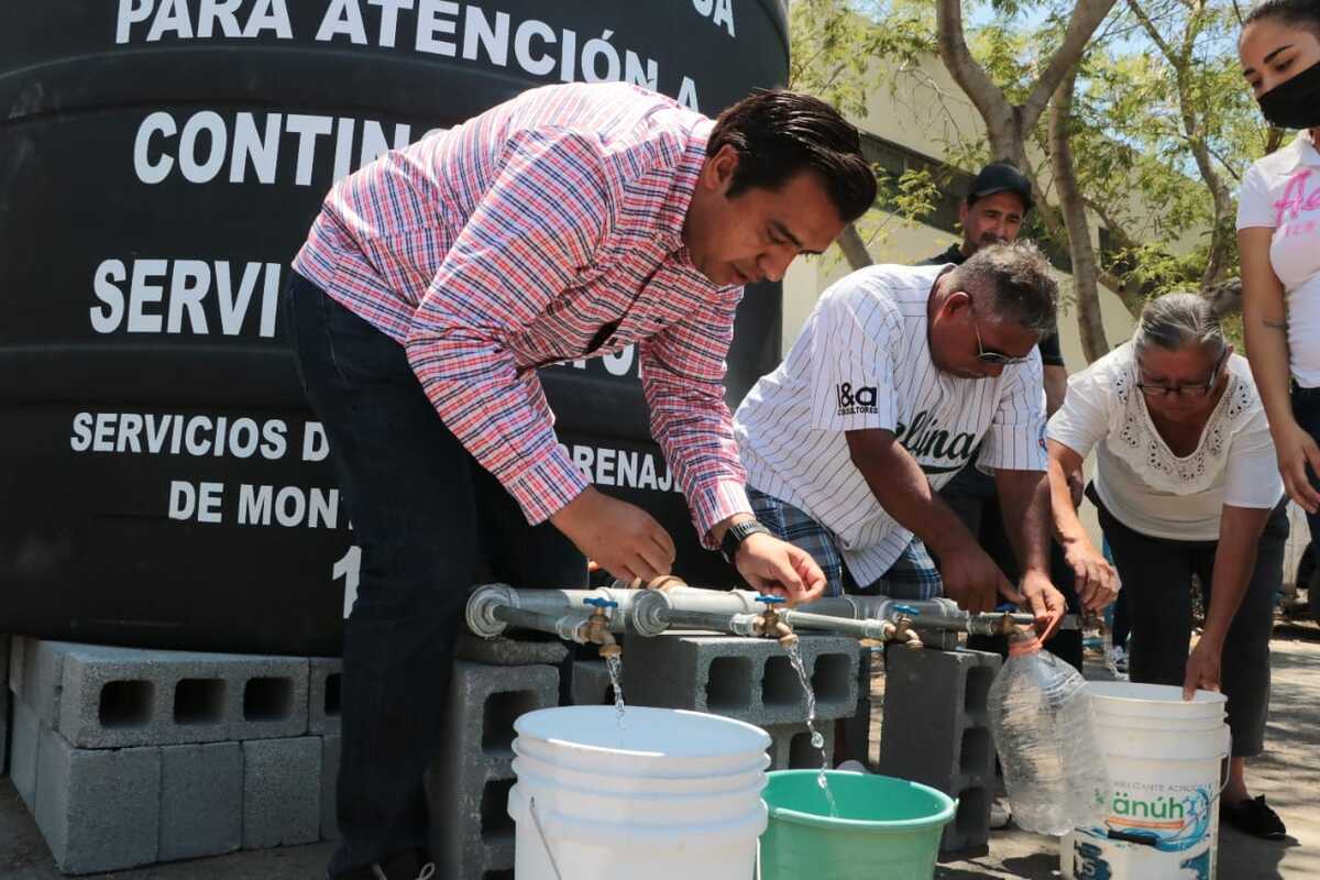 Instalará SC en forma emergente 75 tanques de agua. Foto: Especial