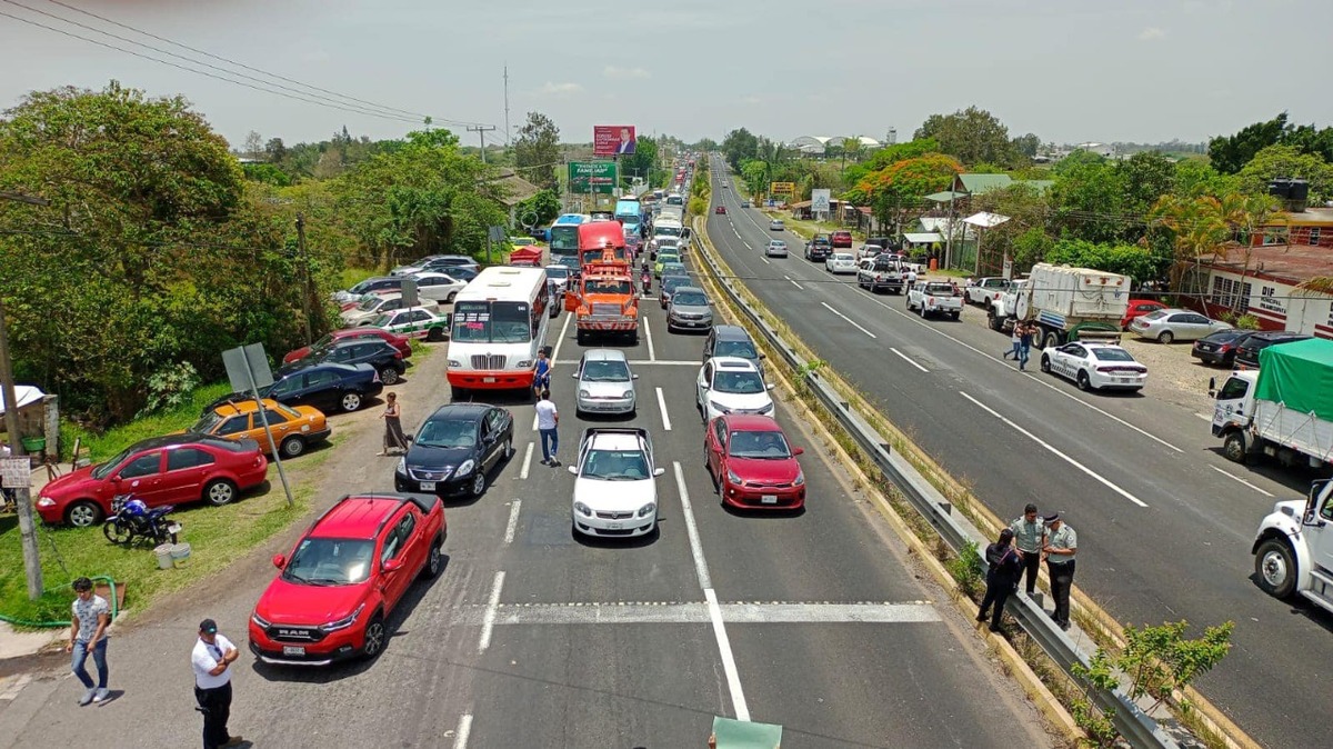 Bloqueo de carretera Veracruz Jalapa | especial