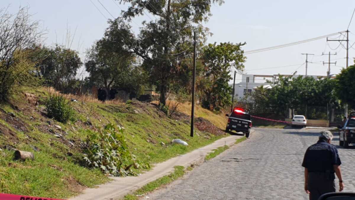 Sus familiares eran vecinos de la zona, reconocieron el cuerpo en el lugar de los hechos. (Juan Munguía)