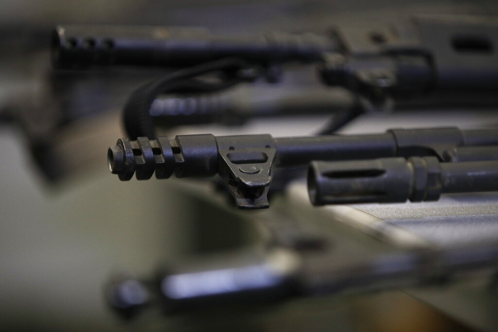 Las armas de fuego en Estados Unidos son de fácil acceso para comprarlas. (AP)