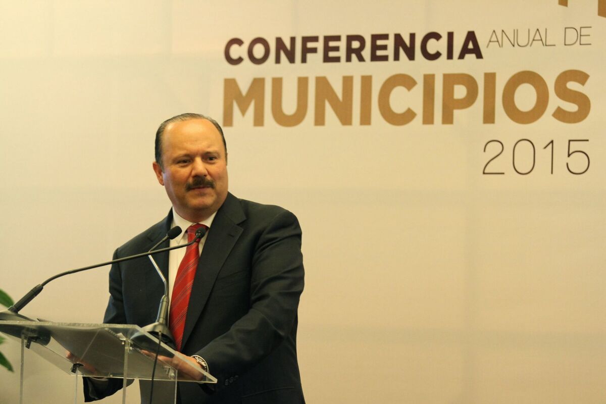 La defensa del ex gobernador ha solicitado la prohibición de que su cliente salga del país.| Cuartoscuro
