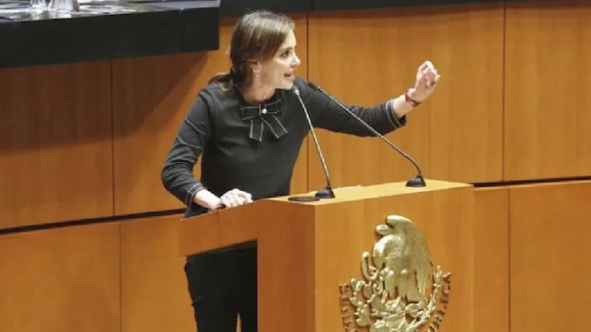 Lilly Téllez llama a oposición a aliarse para “echar a patadas a Morena”