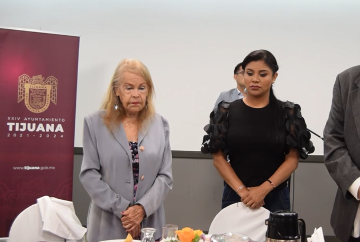 La madre del periodista se reunió con la alcaldesa de Tijuana. (Said Betanzos)