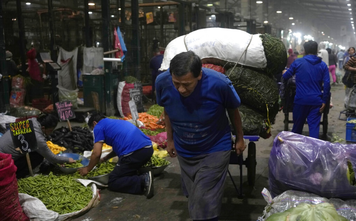 El crecimiento se ralentizará aún más el año que viene, reduciéndose al 2.8 por ciento. Foto: (Reuters)