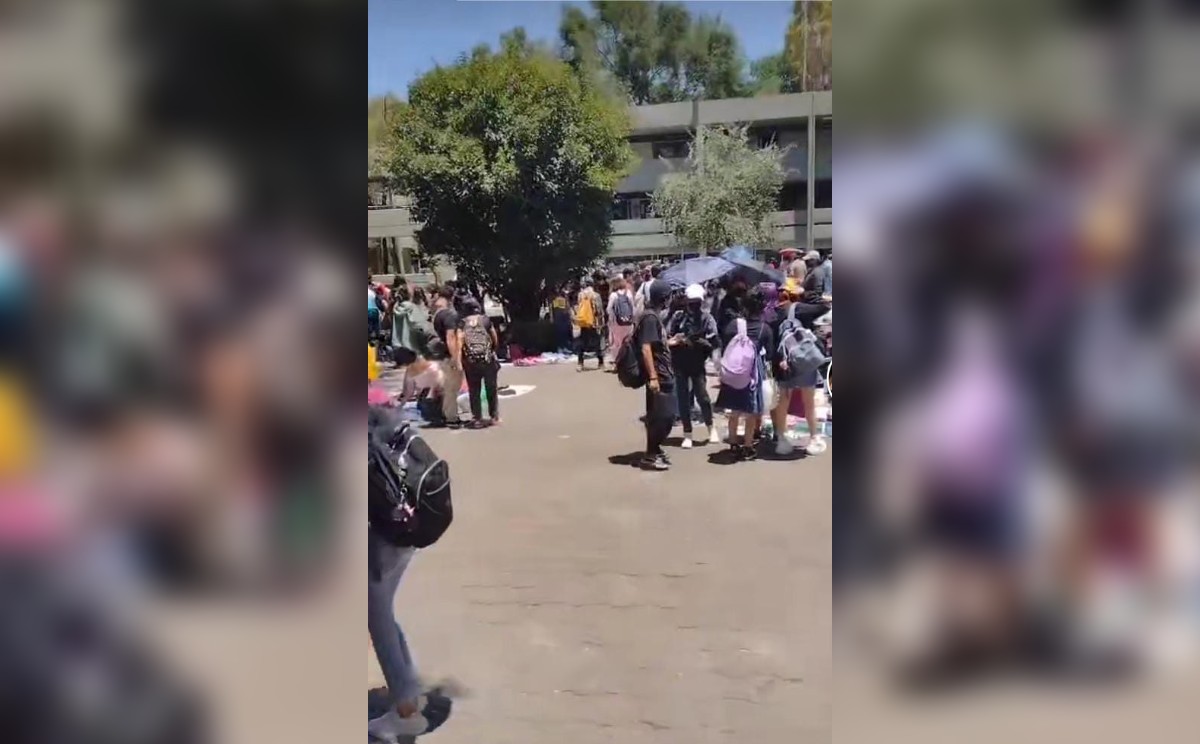"El alumnado creo el ´Acatianguis´ como protesta económica" | Especial.