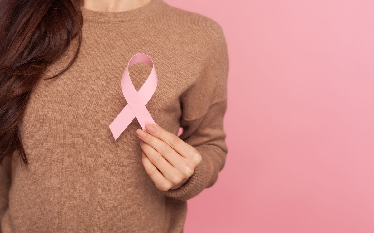 Lo que debes saber sobre el cáncer de mama (Shutterstock).