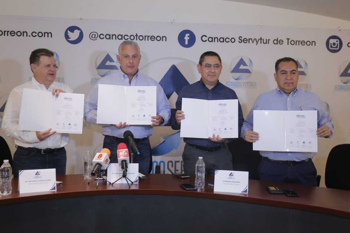 Se trata de acciones encaminadas a reparar sanitarios, lavabos y áreas de cocina de restaurantes y negocios. | Mauricio Román
