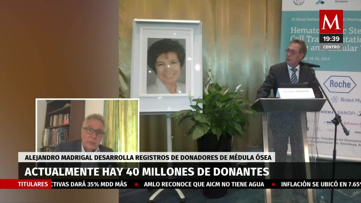 Alejandro Madrigal fue condecorado por la Reina Isabel II
