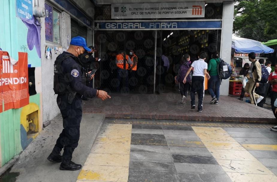 Metro General Anaya de la Línea 2 en la CdMx. (Jorge Becerril)