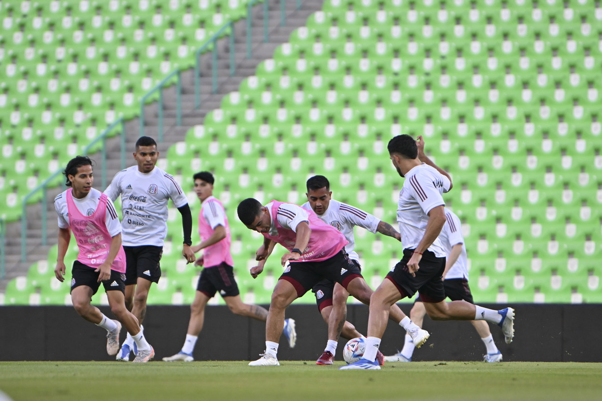 la posible alineación de la selección mexicana para enfrentar a Surinam (Imago7)