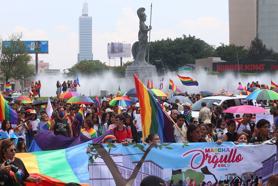 Marcha en Guadalajara por el Orgullo LGBTQ+ (Fernando Carranza)
