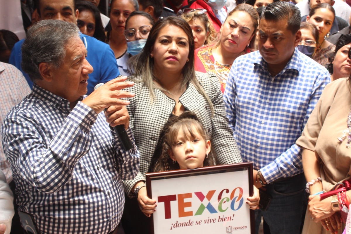 Al evento acudió el senador Higinio Martínez.