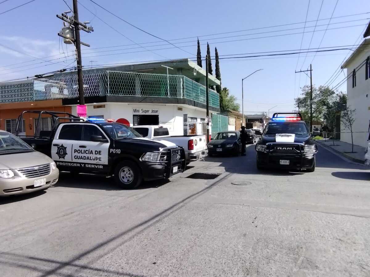 La Policía de Guadalupe acudió a atender el caso. Foto: Agustín Martínez