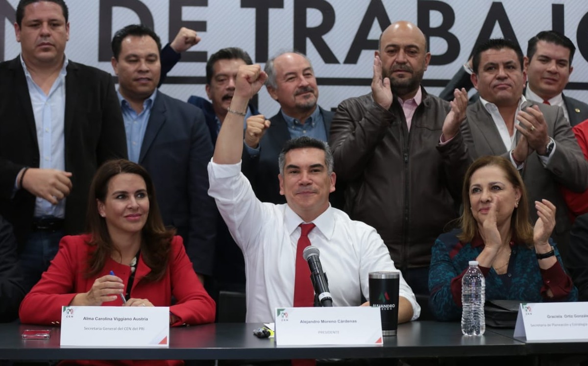 Alejandro Moreno ofrece conferencia tras reunión con ex dirigentes del PRI. | Jesús Quintanar